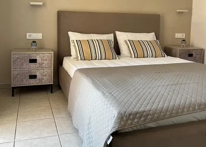 Aceno Apartments